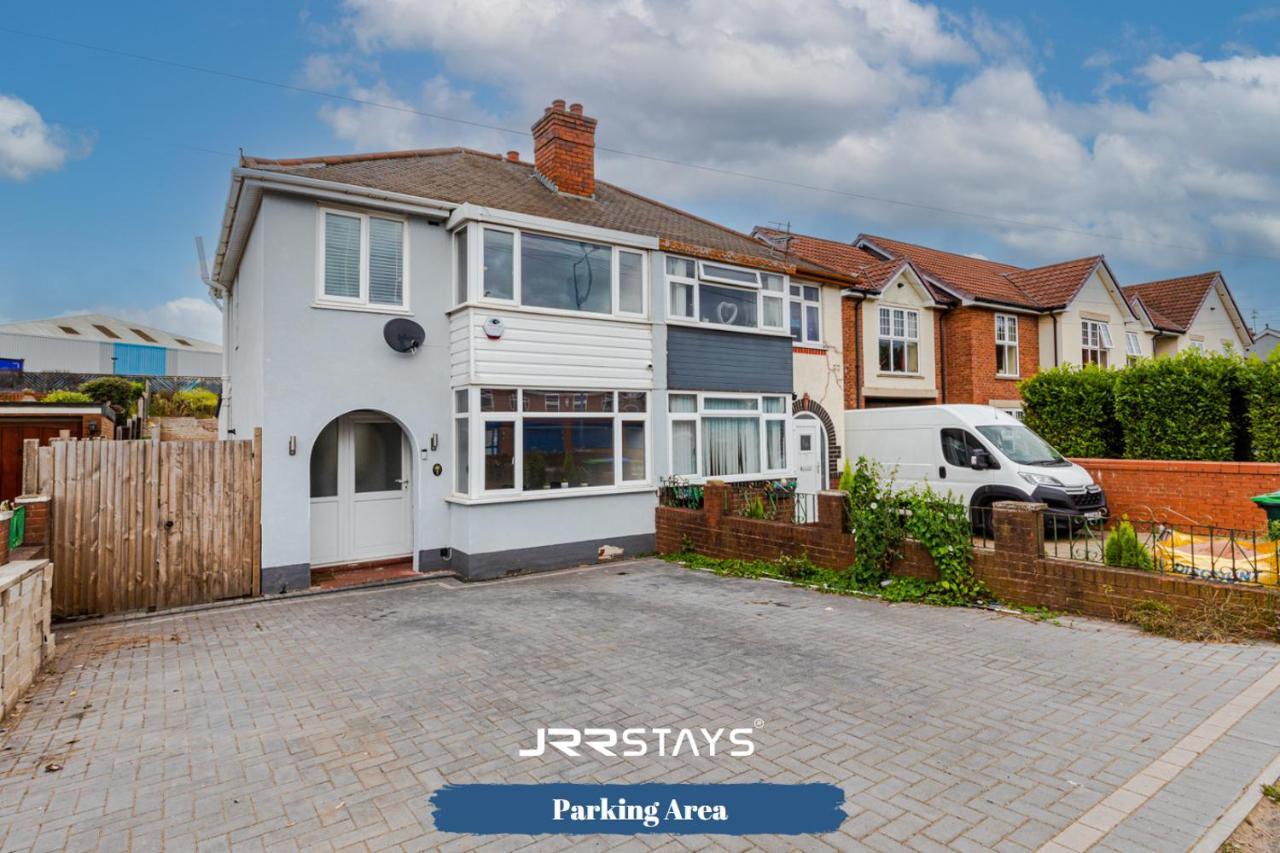 Tipton 3 Bedroom House Garden Sleeps 7 - Jrr Stays Coseley エクステリア 写真